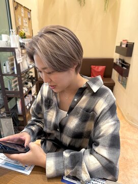 モリオフロムロンドン 泉南店(morio FROM LONDON) ミルクティーベージュ×ハンサムショート[AYAKA］