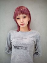 ギークス(GEEKS)&nbsp;【GEEKS渋谷】顔周りレイヤーカット/オン眉/カシスピンク/ウルフ