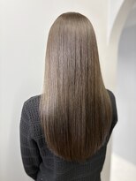 エン(en)&nbsp;【髪質改善ストレート×美髪カラー】オリーブグレージュ