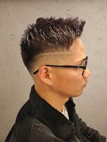 ワンワンオー バーバーショップ 長浜店(@110 BARBER SHOP)&nbsp;ハイフェード × ラインデザイン