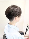 刈り上げショート/ハンサムショート/センターパート