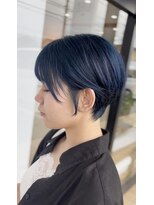 ヘアーメイクスタジオ ライフセカンド(HAIR MAKE STUDIO LIFE 2ND) ネイビーブルー×ショートボブ