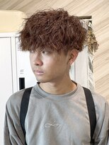 テラ(TERRA)&nbsp;メンズパーマ ツイストスパイラル マッシュ 刈り上げ