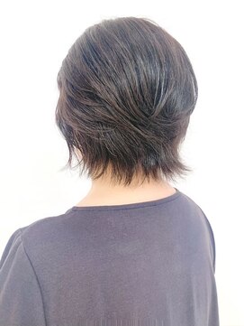 クオリス 上福岡店(QUALIS) ショコラベージュ/白髪染め/40代50代60代/ショート/外ハネ