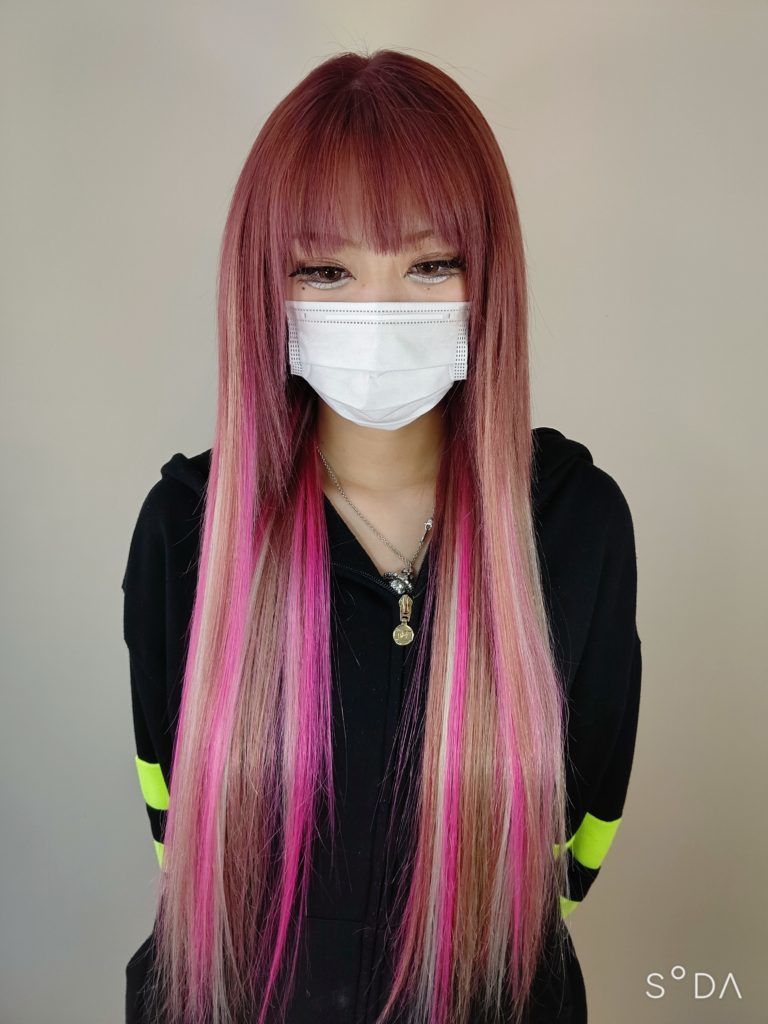 ギャルのブリーチカラーとエクステ：L126951714｜ウィット アンド