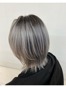 クオリス 上板橋店(QUALIS) グレイシルバーグラデーションレイヤースタイル【ダブルカラー】