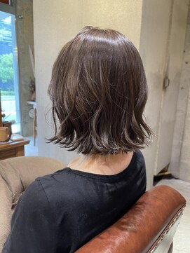 ヨーク(yoke.) 透明感がすごい！アッシュベージュ