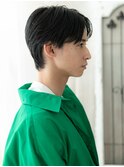 センターパートでクールさ呼び込む似合わせカットA草加20代30代