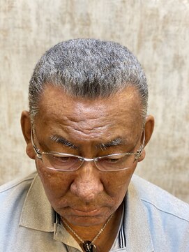 リバティシェアバーバー 銀座(LIBERTY SHARE BARBER) シン・二グロ