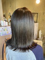 シー 岡崎(,SHE)&nbsp;斜めバング/グレージュカラー/デザインカラー/東岡崎