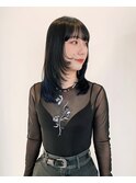 ミディアムレイヤーカット &nbsp;ウルフレイヤー　裾カラーブルー