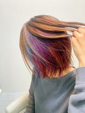 ヘアメイク マルナ 本店(HAIR MAKE MALUNA) 【MALUNA ペコ】ボブ×透けるインナーカラー