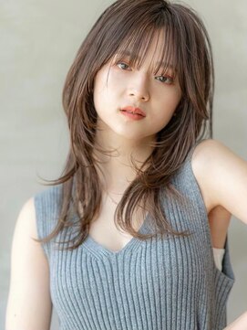 イオ 本厚木(io) 顔まわりレイヤーベージュカラー前髪カットウルフ似合わせ