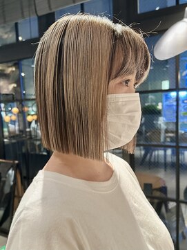 オーガニック アトリエ 大宮(organic+atelier) 20代30代大人可愛いブロンドアンブレラカラー切りっぱなしボブ