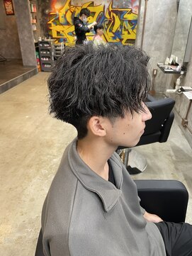 カーニー 上野(kearny) 縦落ちパーマ/ツイストスパイラルパーマ/センターパート