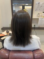 ミーテ(mi:te)&nbsp;オリーブグレージュレイヤーボブ