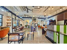 アトリエ エス atelier es HAIRDESIGNの雰囲気（気軽に立ち寄れるカフェ風の店内でゆったり☆彡#那覇美容室）