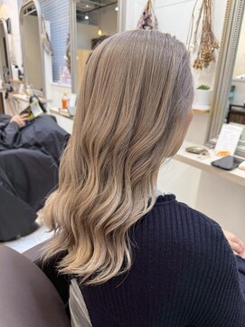 アオカマクラ(a-o Kamakura) ハイトーンで脱白髪染め