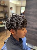 スペインカール/スパイキーショート/ブルーブラック/瀬田