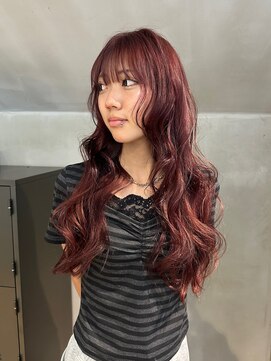 ニキータ(Nikiita) 〈ワインレッド　ウェーブスタイル〉