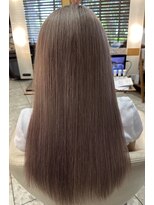 コノア スパーク(Conoah spark)&nbsp;透明感たっぷりベージュカラー【守谷/カラー】