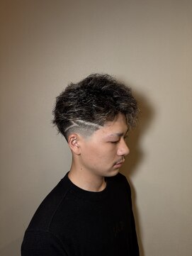 トラッド(TRAD) ツイストスパイラルパーマ×メッシュカラー