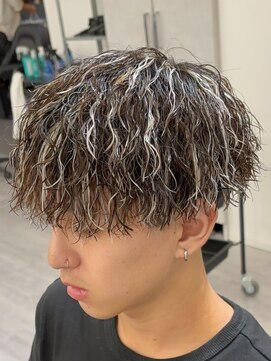 ビカムメンズヘアー 栄店(become men's hair) ブラウンメッシュ×ツイストスパイラルパーマ/名古屋メンズ
