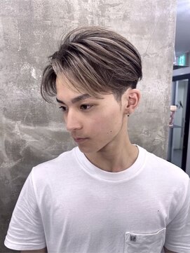 メンズサロン キング 心斎橋店(Men’s salon K!ng) ホワイトメッシュ/ツイスト/ツイスパ/パーマ/メンズ/眉毛/心斎橋