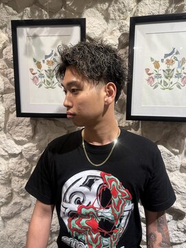 ラウンジ(Lounge) ツイストスパイラル