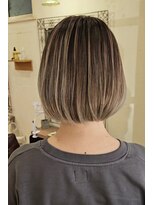トップシェイプ(TOP SHAPE) ハイライトグラデーションボブ透明感ショート大人可愛い