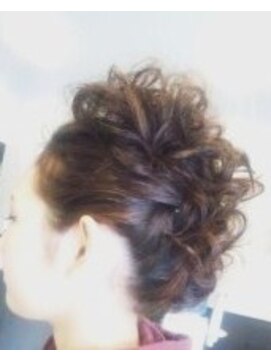 ヒトリシズカ ガーリーなモヒカンスタイル♪♪