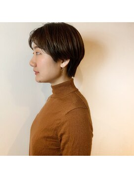 ツイギー 宮西店(TWiGGY) センターパートのハンサムショート