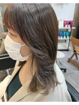 フルール(Fleur) 恵比寿 大人韓国風 レイヤーカット ハイライト 白髪ぼかし