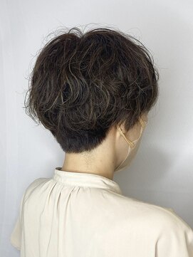 ユイット 本八幡店(Uit) 刈り上げショートパーマスタイル！