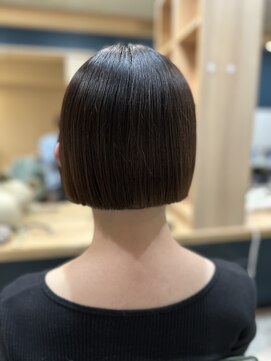ヘアサロンアンドヘアメイクディー(hair salon hair make D) 仙台D 大人かわいいワンレングスパッツリショートボブstyle