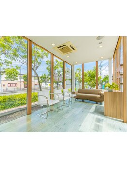 初めての方にもおすすめ◎気さくで明るいスタッフがお出迎えいたします。お子様同伴大歓迎！