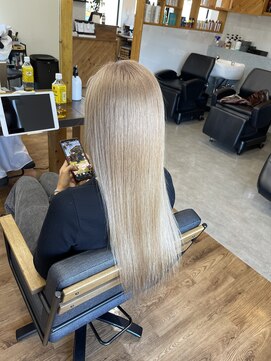 ルッカヘアガーデン バイ ラッシュゴールド(RUCCA HAIR GARDEN by LUSH GOLD) ミルクティーベージュ