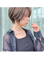 アンド ストーリーズ(&STORIES)&nbsp;前髪あり耳掛け丸みくびれショートボブ20代30代40代50代(蘭)