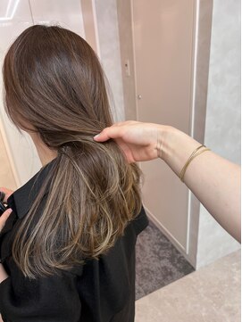 キイ ギンザ(k.e.y GINZA) インナーハイライト