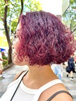 カー(KAH)&nbsp;スパイラルパーマ　ミニボブ　チェリーピンクカラー　高円寺