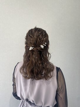 グリッターエッセンシャル(Gritter essential) ハーフアップ