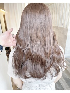 ルイス 宝塚(Luis) 黒髪/ボブルフ/ネビージュ/小顔/ワンレン/髪質改善/