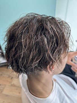 ミラシィ 稲毛(Mirashy) スパイラルパーマ×メンズハイライトカラー