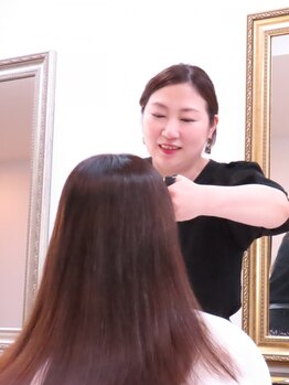 ヘアデザインロアール 元町店(Hair Design LOIRE)の写真/髪のダメージやくせ毛などのお悩みは、髪質改善のスペシャリスト“後藤”にお任せください！