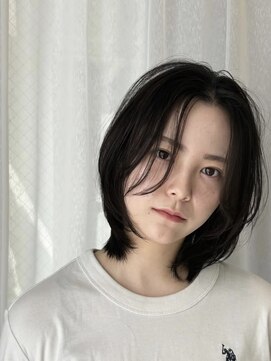 シェス 梅田茶屋町(shes) レイヤーカット　ショートスタイル