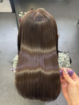 ロットアニバース(lott annibirth) 【髪質改善】ストレート/縮毛矯正/艶髪/ストレート/美髪