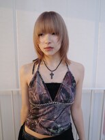 ピュー(Piu-)&nbsp;【レイヤーカット/Piu-】ウルフカット/ブリーチカラー