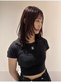 暗めカラーとカシス×ミディアムカット