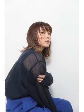 ベベ ヘアースペース(BeBe hairs space) ミディアム