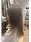 【艶髪メテオカラーストレート×サンドベージュ】